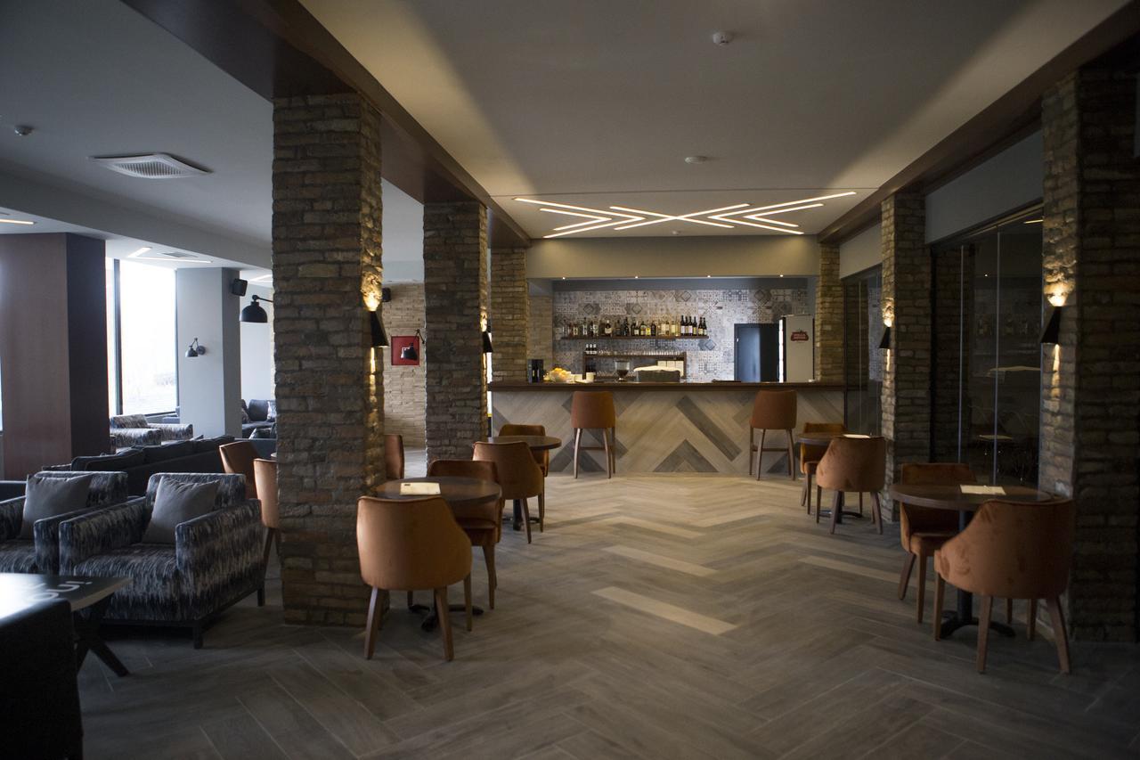 A Hoteli - Hotel Slatina Vrnjačka Banja Kültér fotó